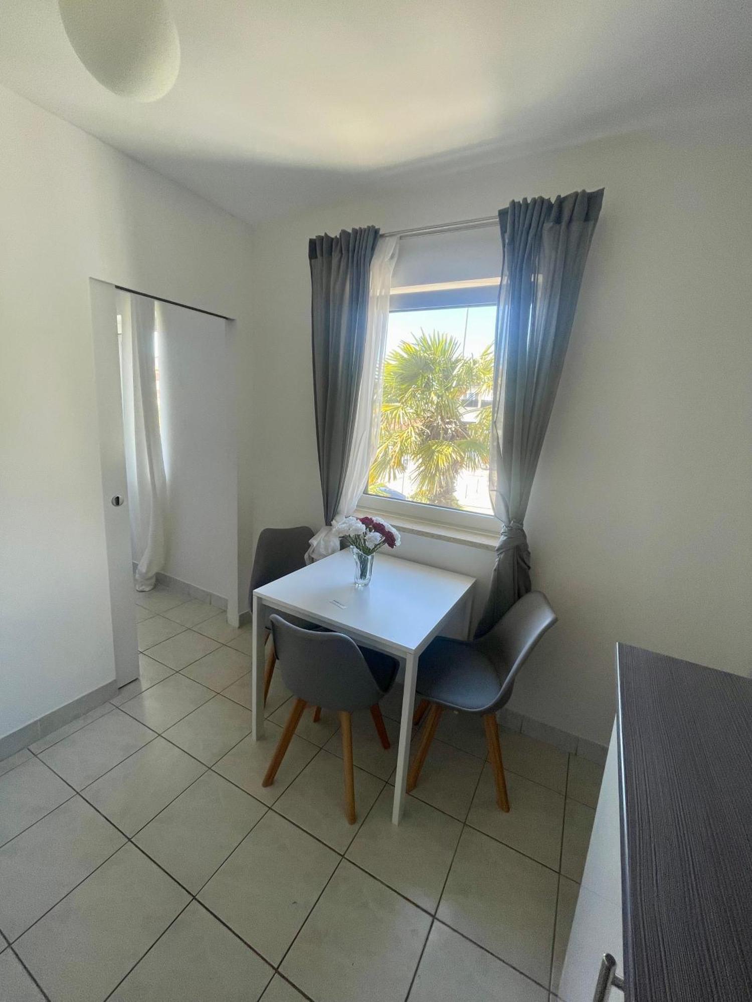 Haus Enna Apartman 3 Top Lage 1 OG Medulin Exterior foto